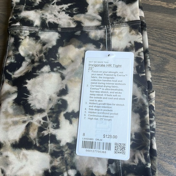 Lululemon Invigorate HR Tight 25” (8) - Picture 2 of 4